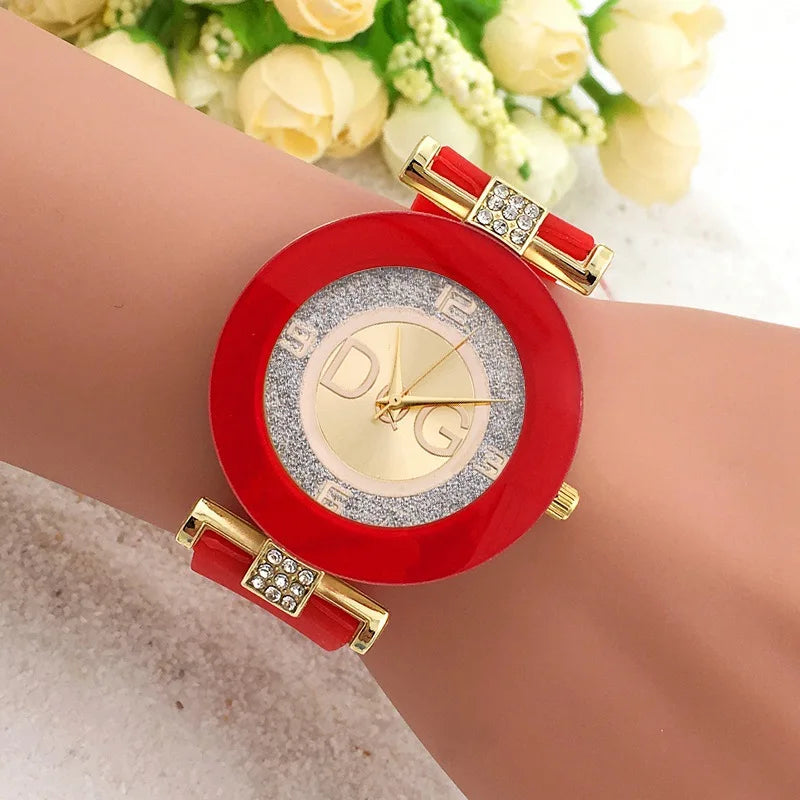 Luxury TOP DQG Brand Ladies Watch White Silicone Diamond Letter Waterproof Digital Quartz Wrist Watches For Women Montre Femme