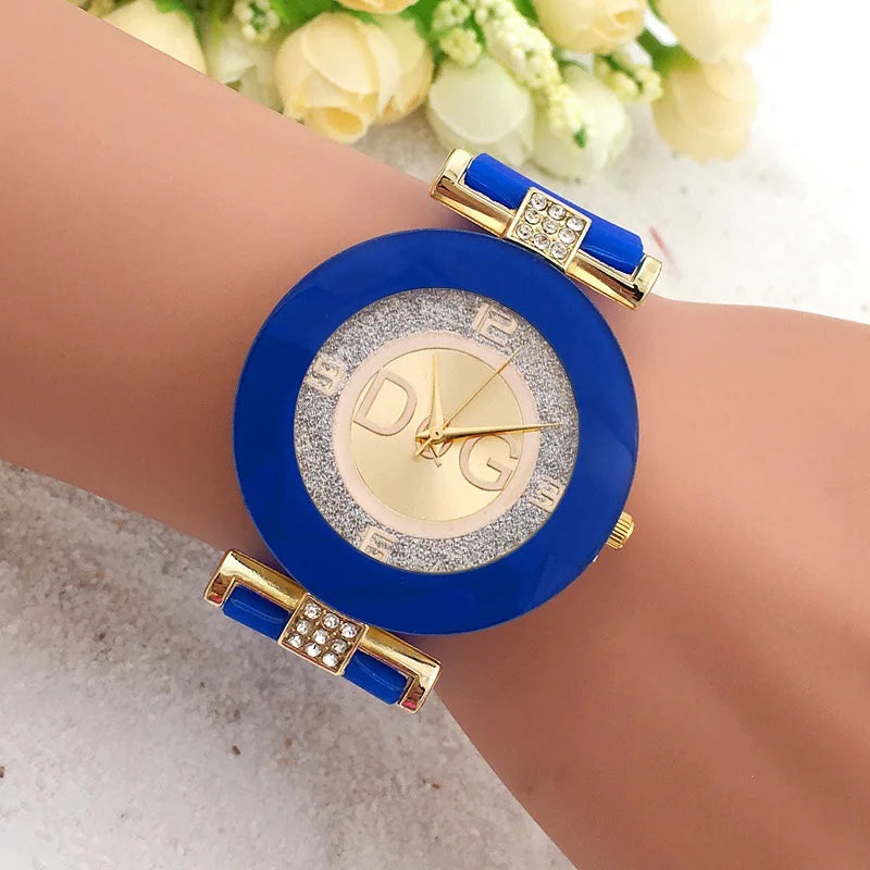 Luxury TOP DQG Brand Ladies Watch White Silicone Diamond Letter Waterproof Digital Quartz Wrist Watches For Women Montre Femme