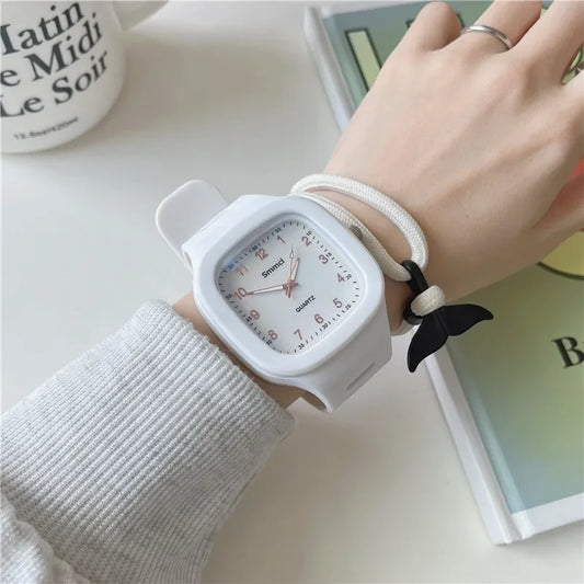 Fashion Square Quartz Digital Dial Casual Wrist Watches Rubber Strap Fashionable Clock Waterproof Wristwatch for Women